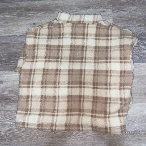 LOVE Tree Sherpa 1/4 Zip - Picture 3 of 3